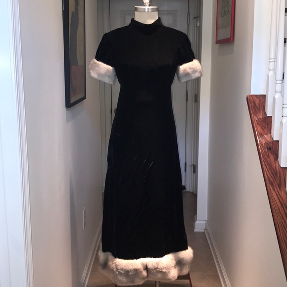 Vintage Gale Mitchell Black Velvet Mink Maxi 😱❤️ - Picture 2 of 8